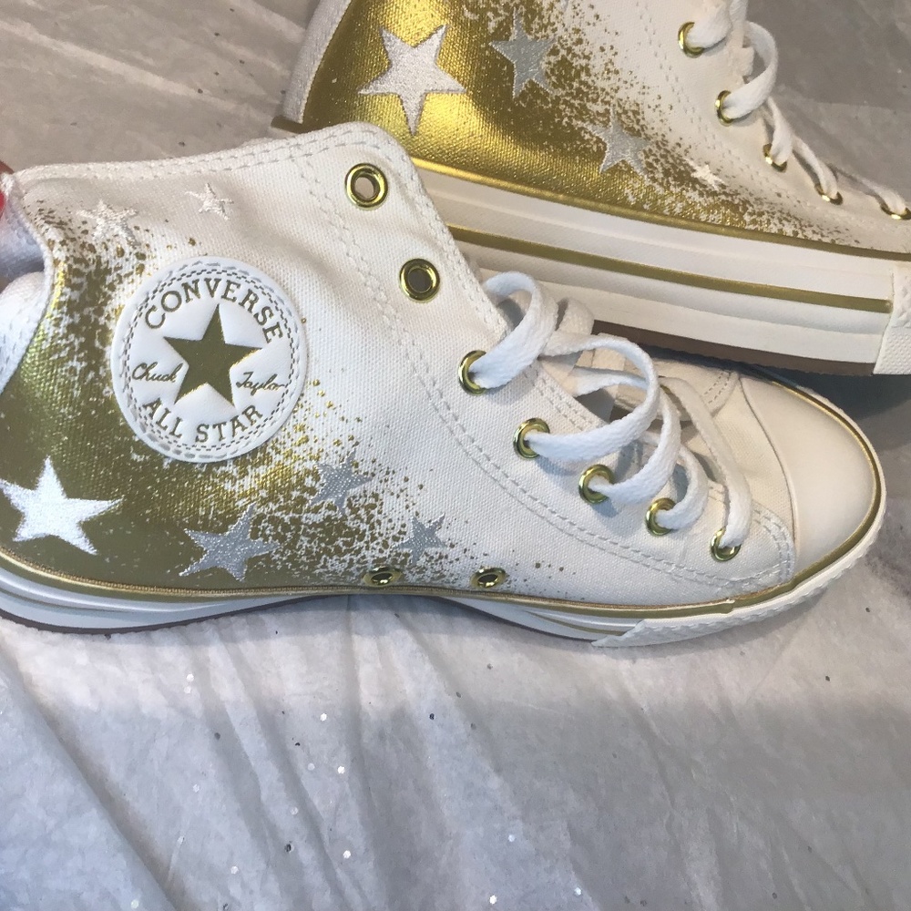 Converse All Star Athletic Embroidered White with Gold print, Platform, Size 6-7